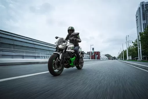 kawasaki-nov23-doublehybridoffer-gallery7.jpg