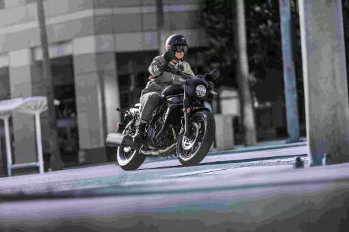 kawasaki-sep25-26ym-cruisers-colours-gallery15.jpg