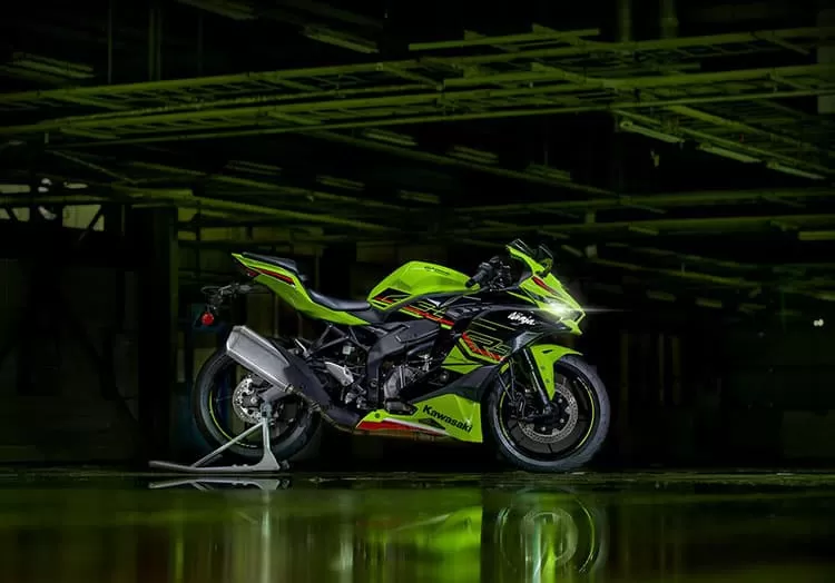 Kawasaki discount zx 4r