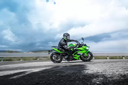 kawasaki-sep26-ninja650updates27-gallery12.jpg