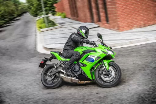 kawasaki-sep26-ninja650updates27-gallery10.jpg