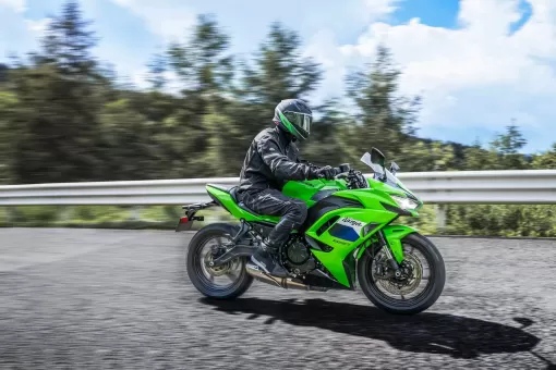 kawasaki-sep26-ninja650updates27-gallery11.jpg